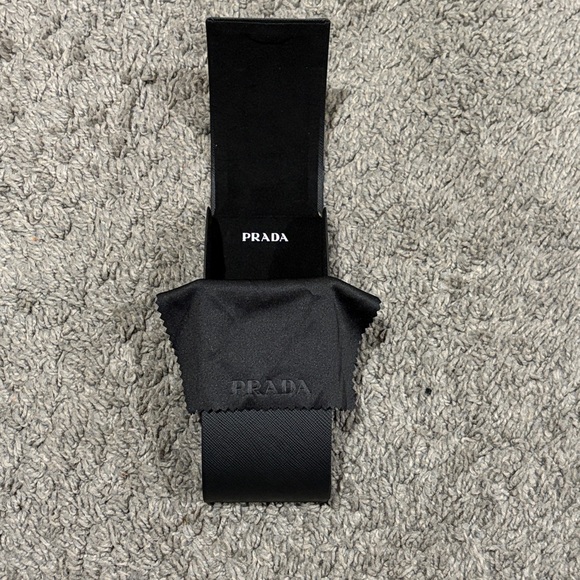 PRADA glasses with prescription frame only - Picture 7 of 9